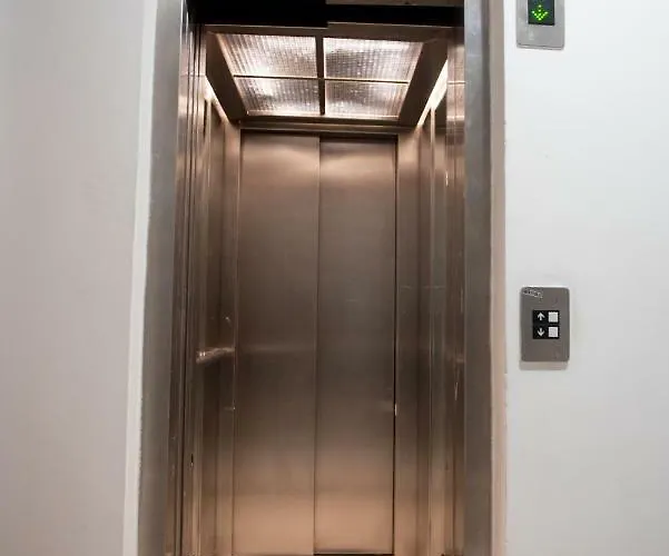 Violet #colony_white_tower Thessalonique